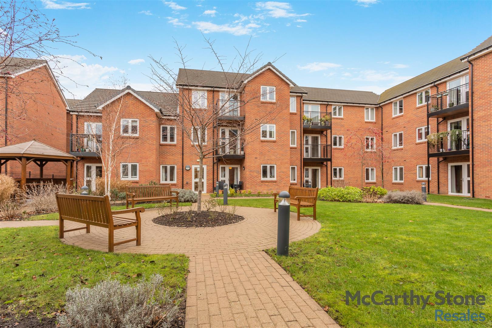 Oakhill Place, High View, Bedford, Bedfordshire, MK41 8FB