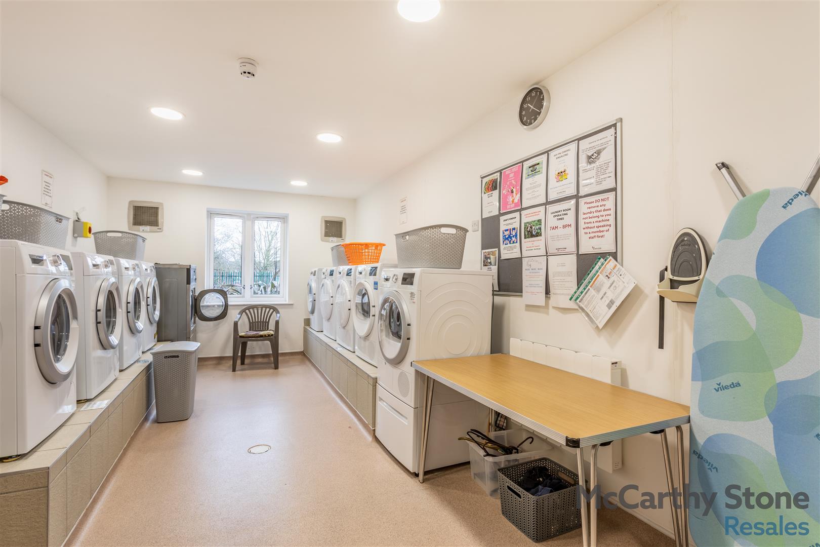 Oakhill Place, High View, Bedford, Bedfordshire, MK41 8FB