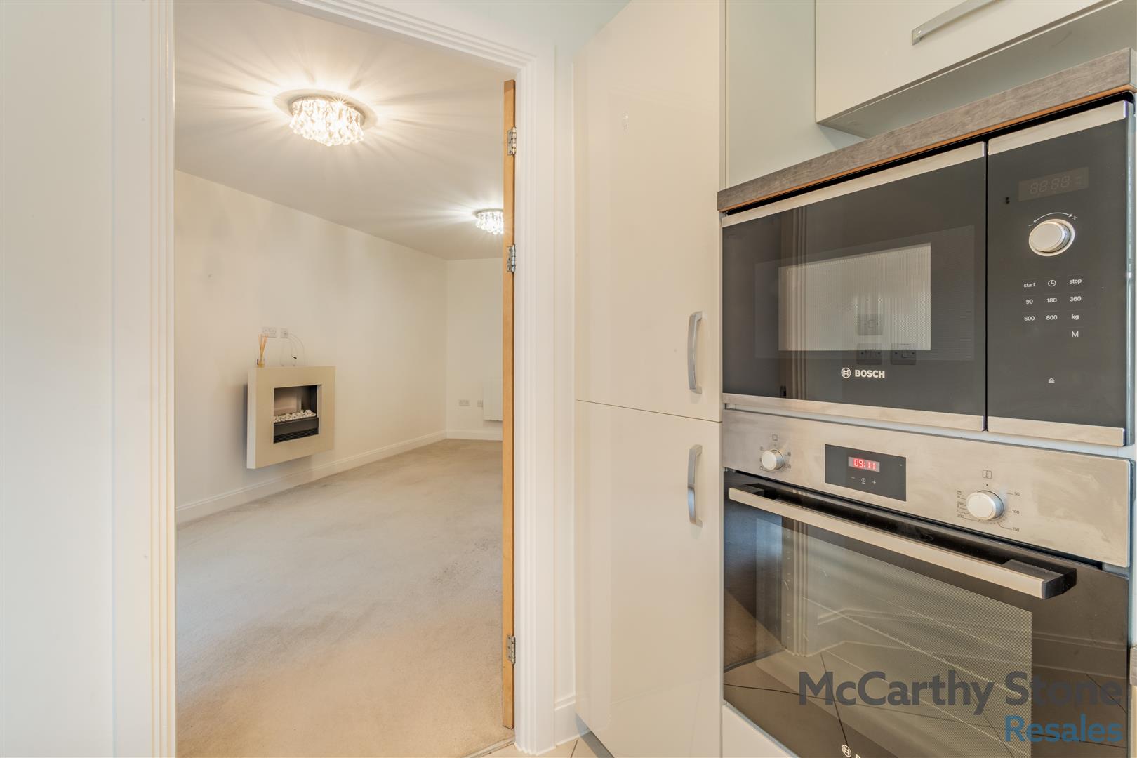 Oakhill Place, High View, Bedford, Bedfordshire, MK41 8FB