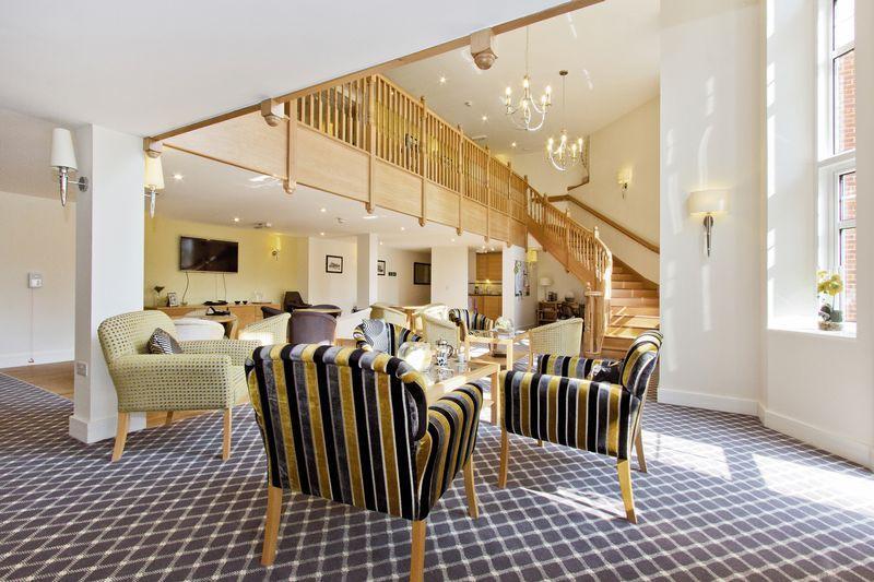 Holmes Place, Crowborough, TN6 2RS