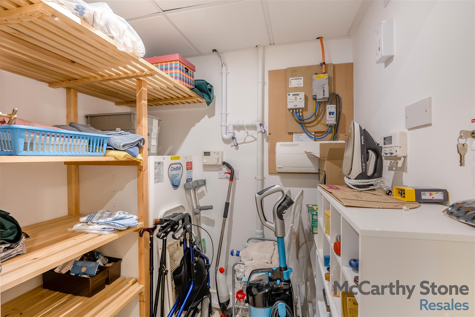 Holmes Place, Crowborough, TN6 2RS