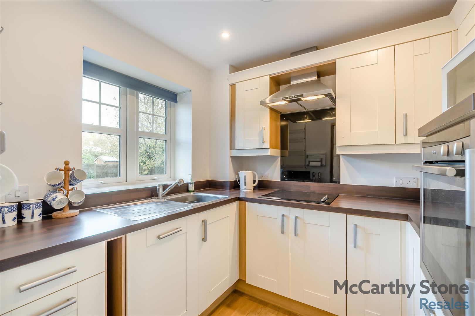 Holmes Place, Crowborough, TN6 2RS