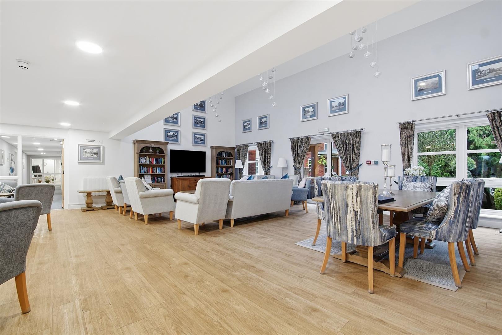 Langton House, Westhall Road, Warlingham, CR6 9HF