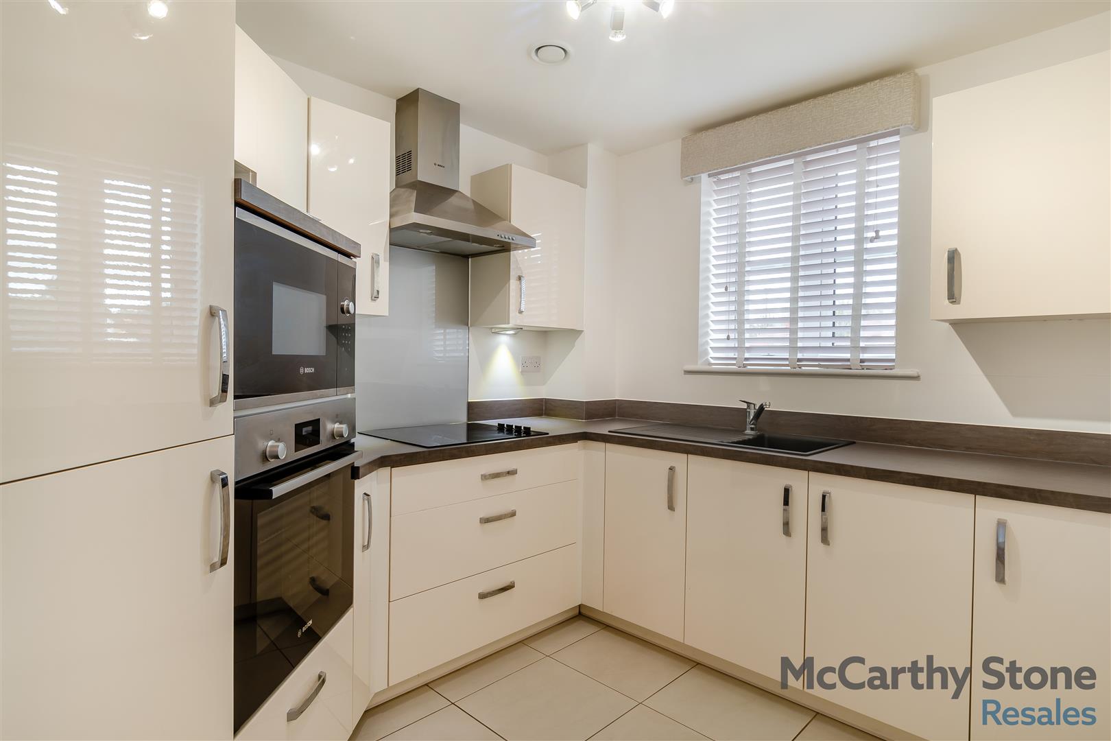 Lowe House, London Road, Knebworth