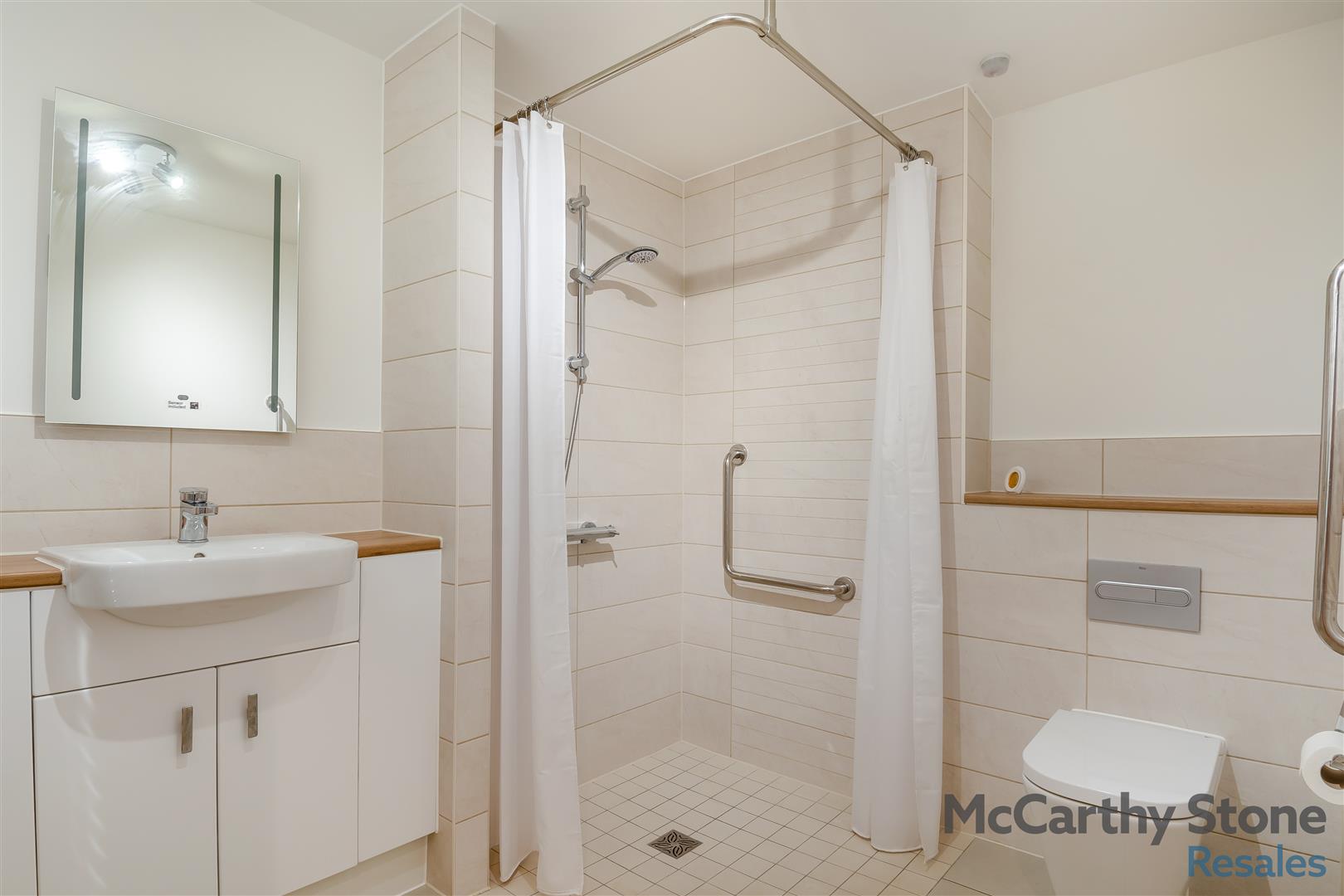 Lowe House, London Road, Knebworth