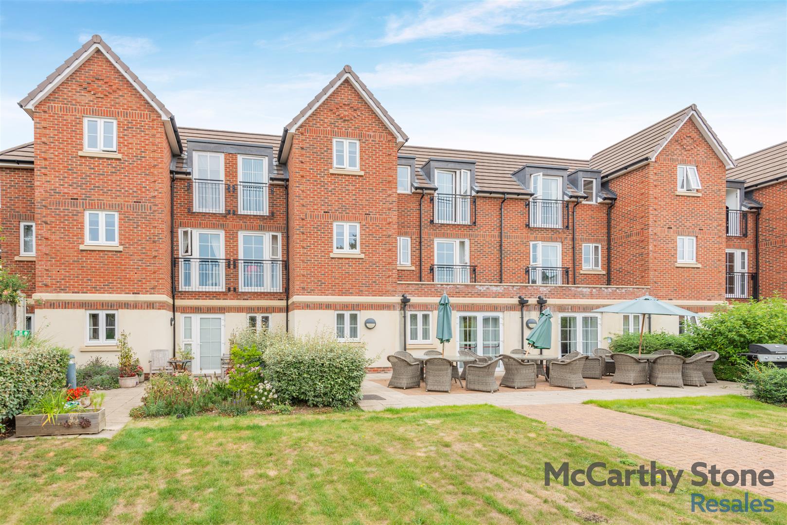 Lowe House, London Road, Knebworth