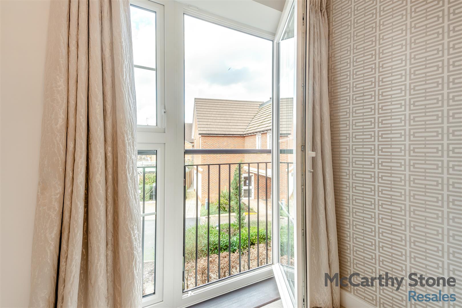 Lowe House, London Road, Knebworth