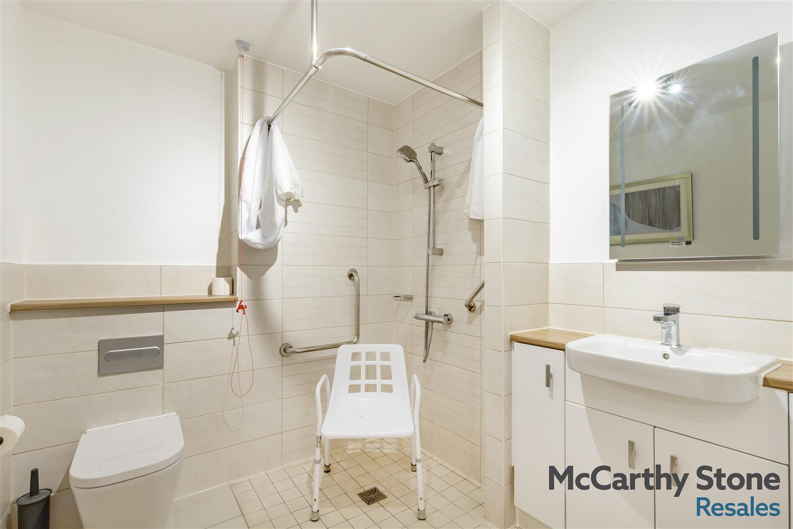 Oakhill Place, High View, Bedford, Bedfordshire, MK41 8FB