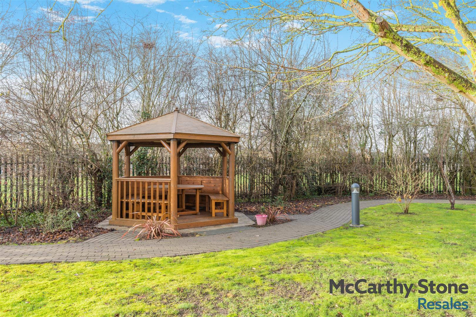 Oakhill Place, High View, Bedford, Bedfordshire, MK41 8FB