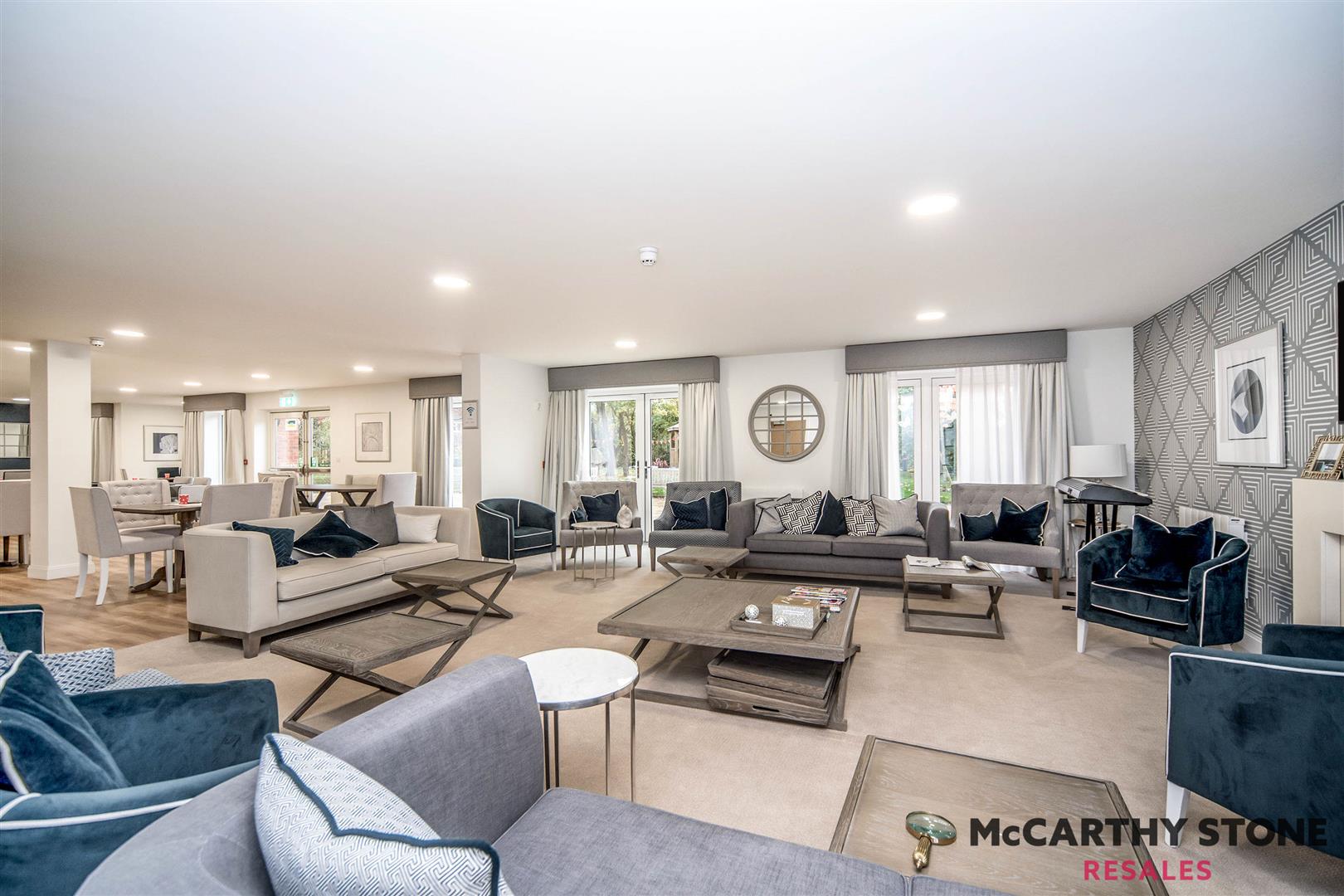 Oakhill Place, High View, Bedford, Bedfordshire, MK41 8FB