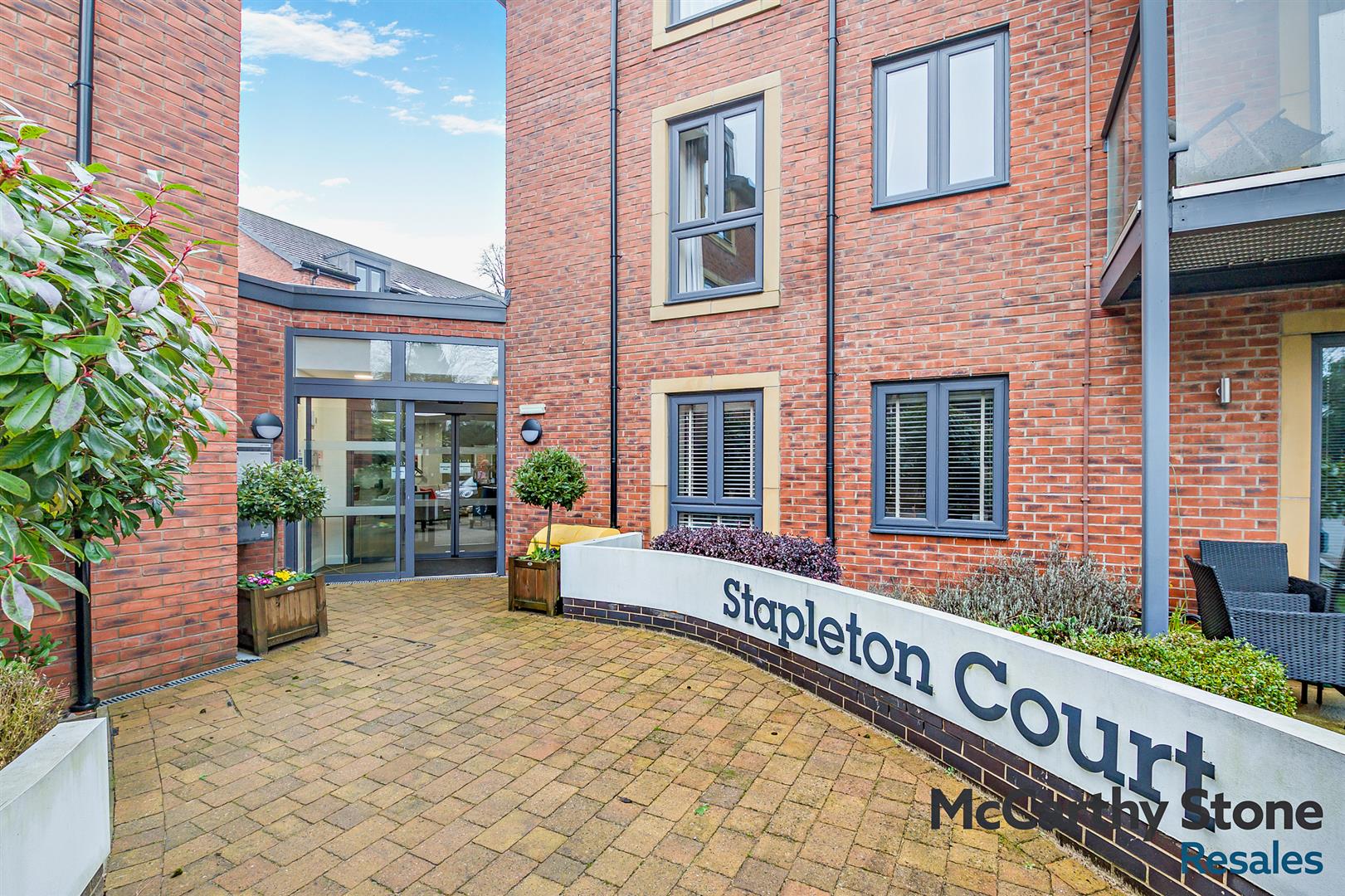 Stapleton Court, Waller Grove, Swanland, HU14 3RW