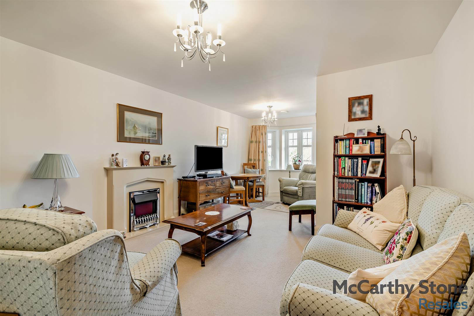 Holmes Place, Crowborough, TN6 2RS