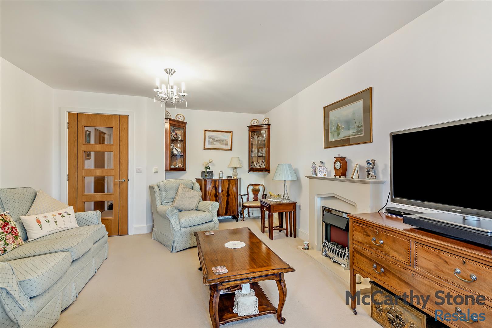 Holmes Place, Crowborough, TN6 2RS