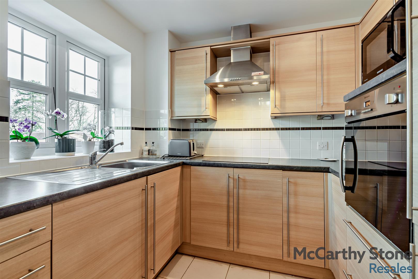 Holmes Place, Crowborough, TN6 2RS