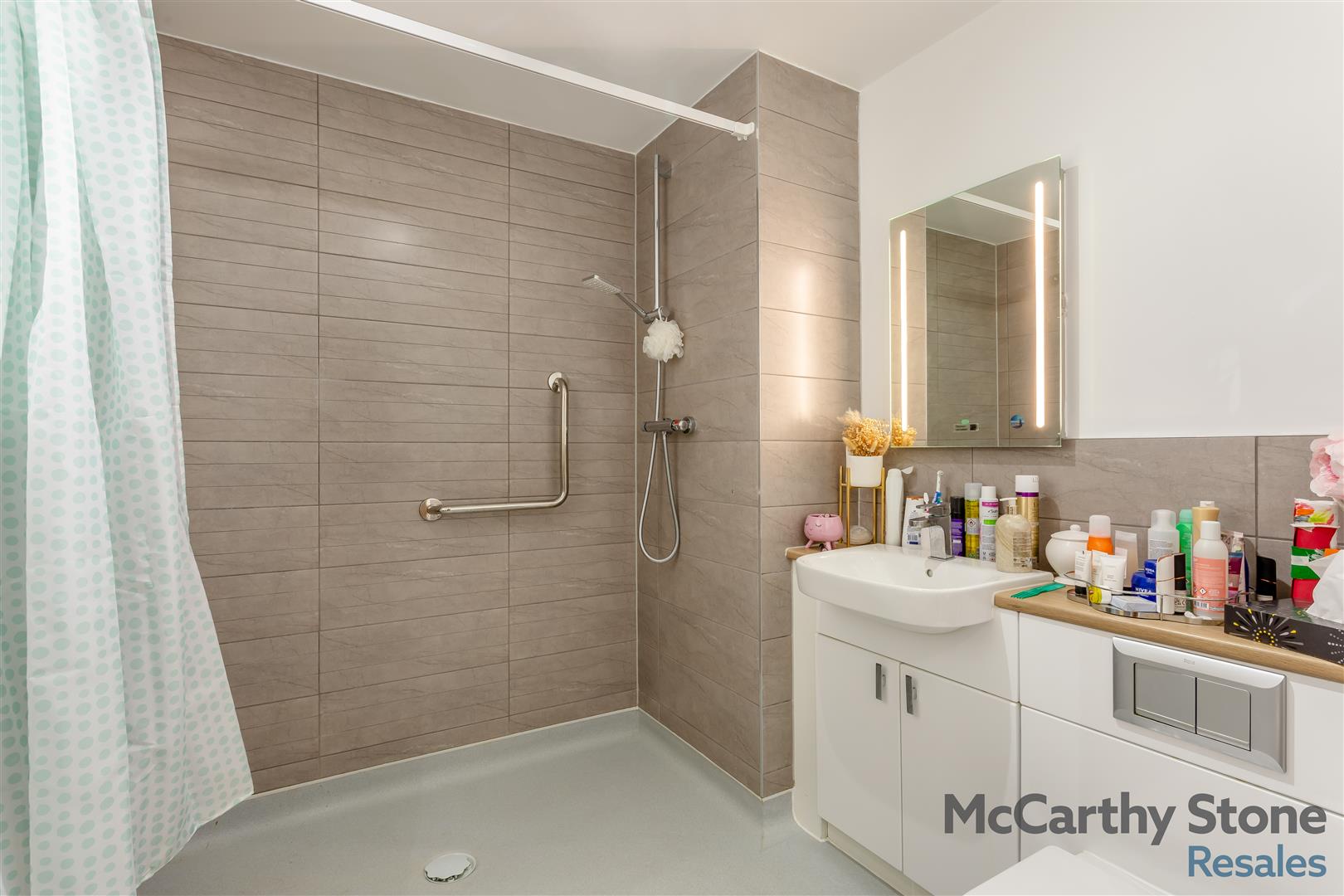 Lonsdale Park, Barleythorpe Road, Oakham, LE15 6QJ