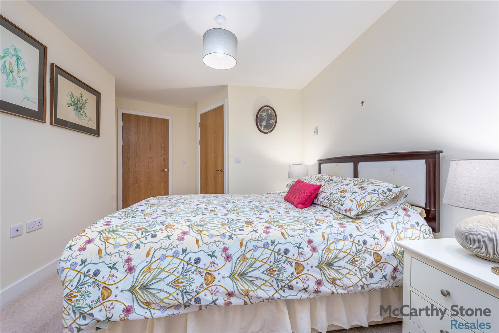 Flat 2/5 Merchants Gate, 69 Springkell Avenue, Glasgow