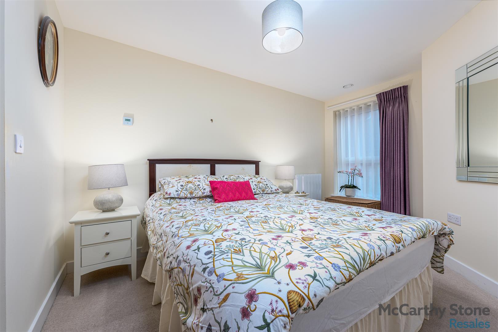 Flat 2/5 Merchants Gate, 69 Springkell Avenue, Glasgow