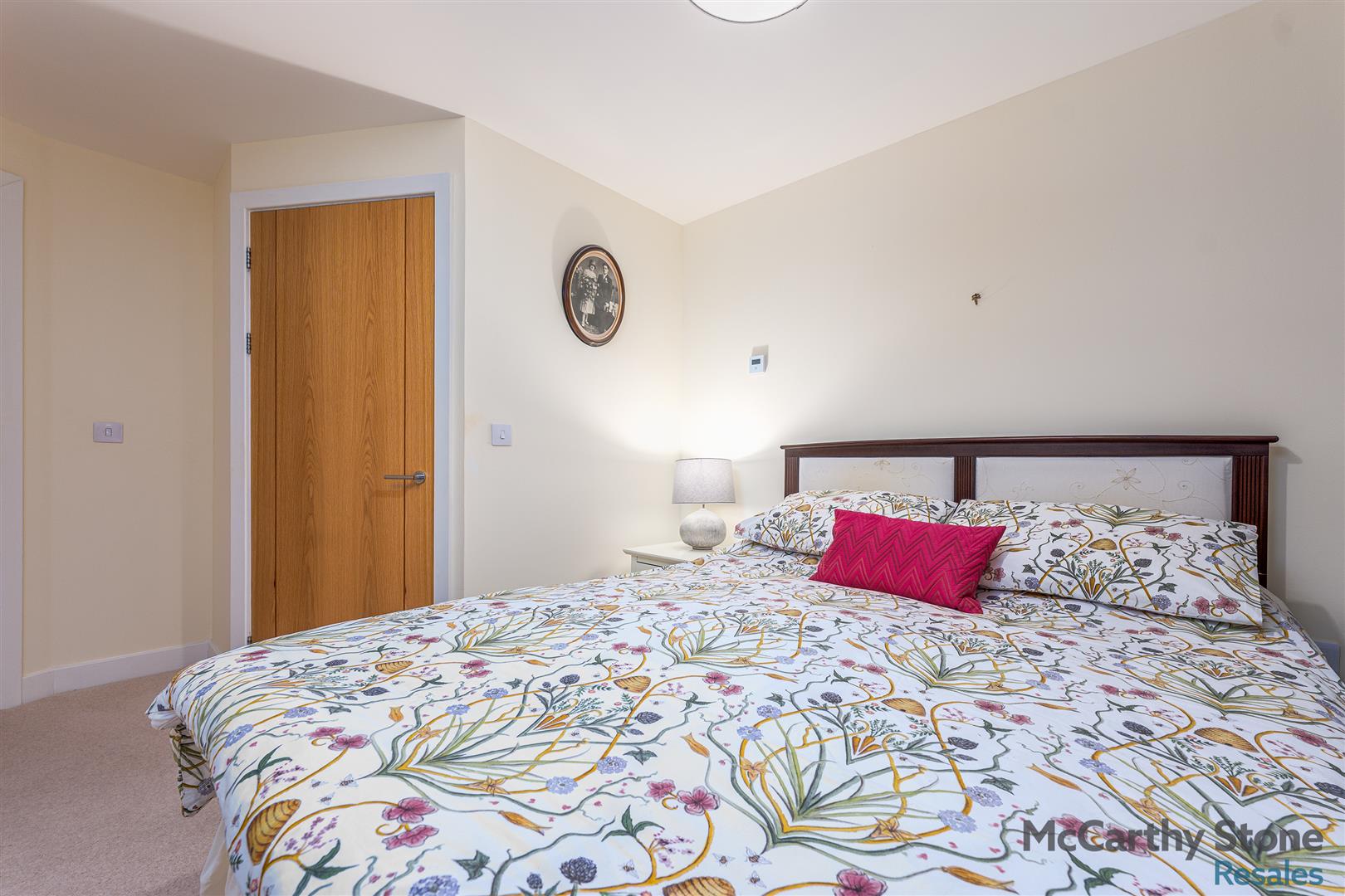 Flat 2/5 Merchants Gate, 69 Springkell Avenue, Glasgow