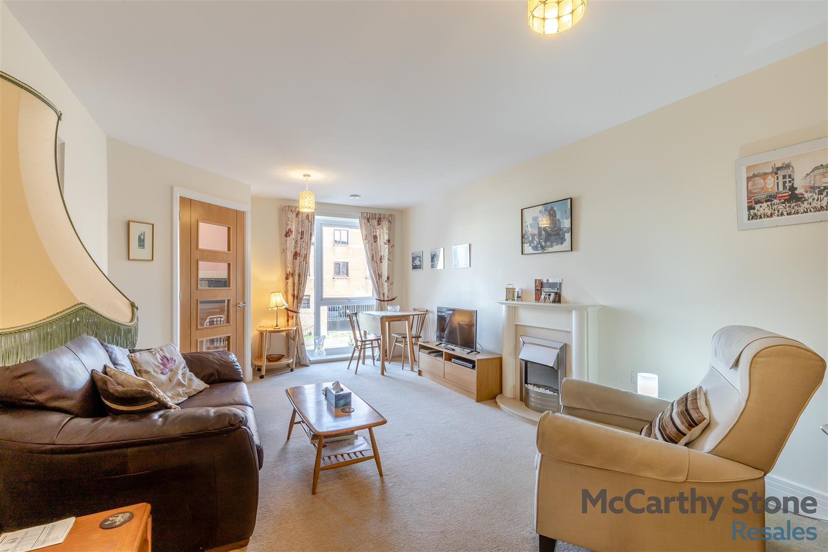 Elliott Court, High Street North, Dunstable