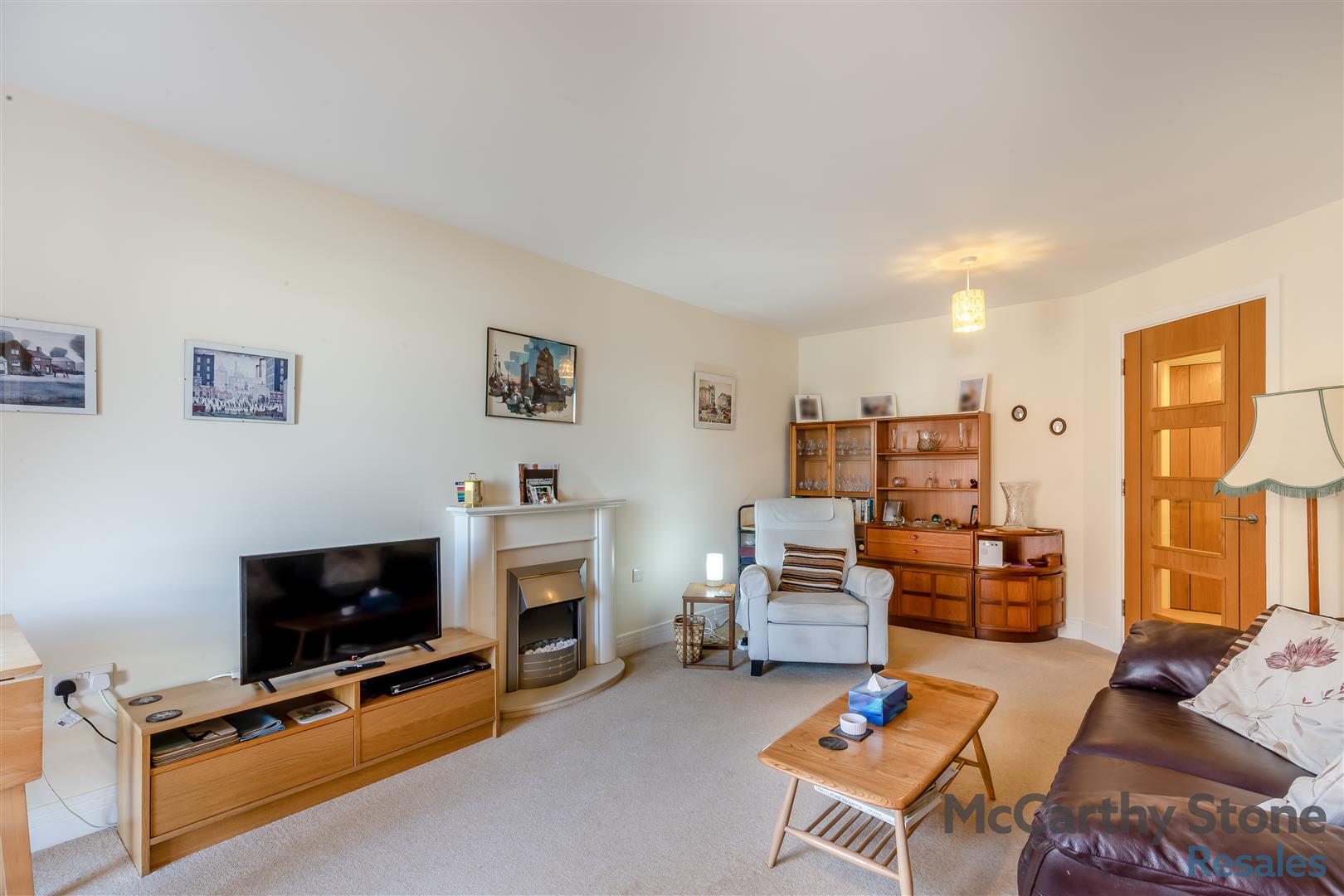 Elliott Court, High Street North, Dunstable