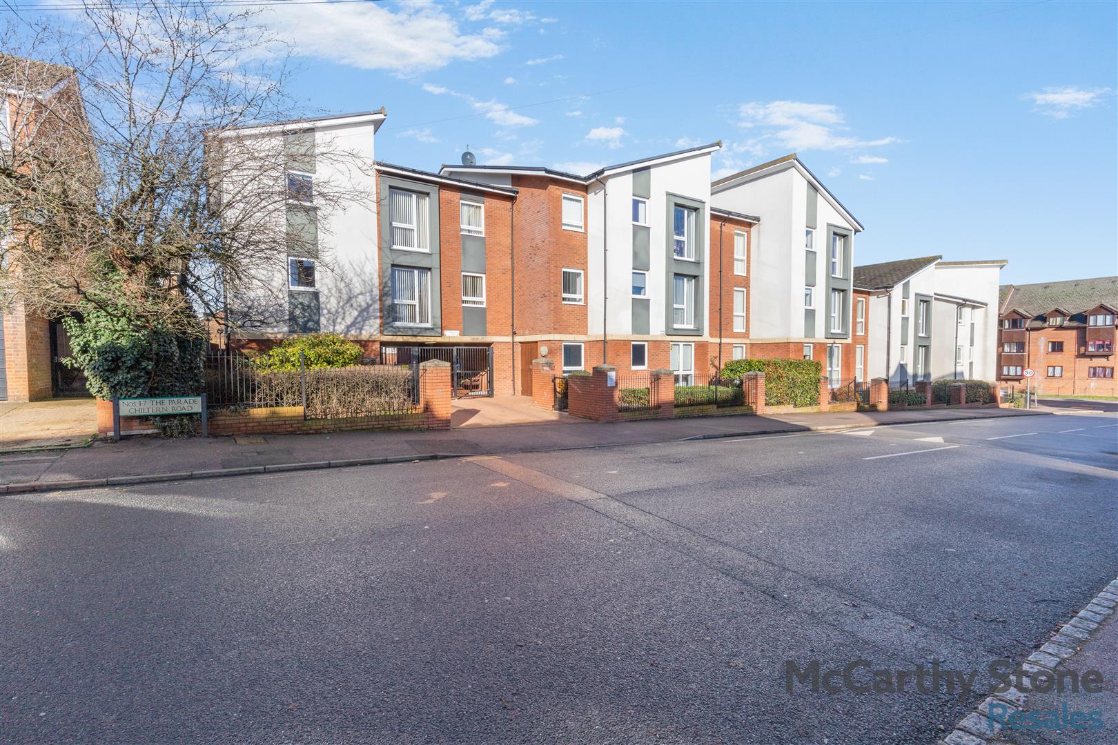 Elliott Court, High Street North, Dunstable