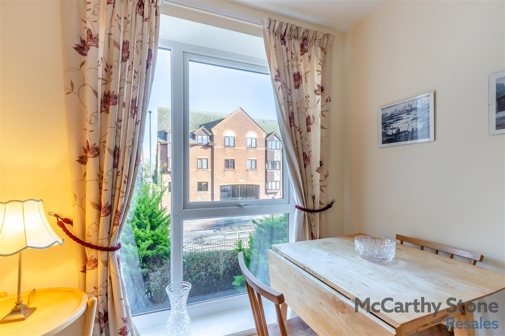 Elliott Court, High Street North, Dunstable