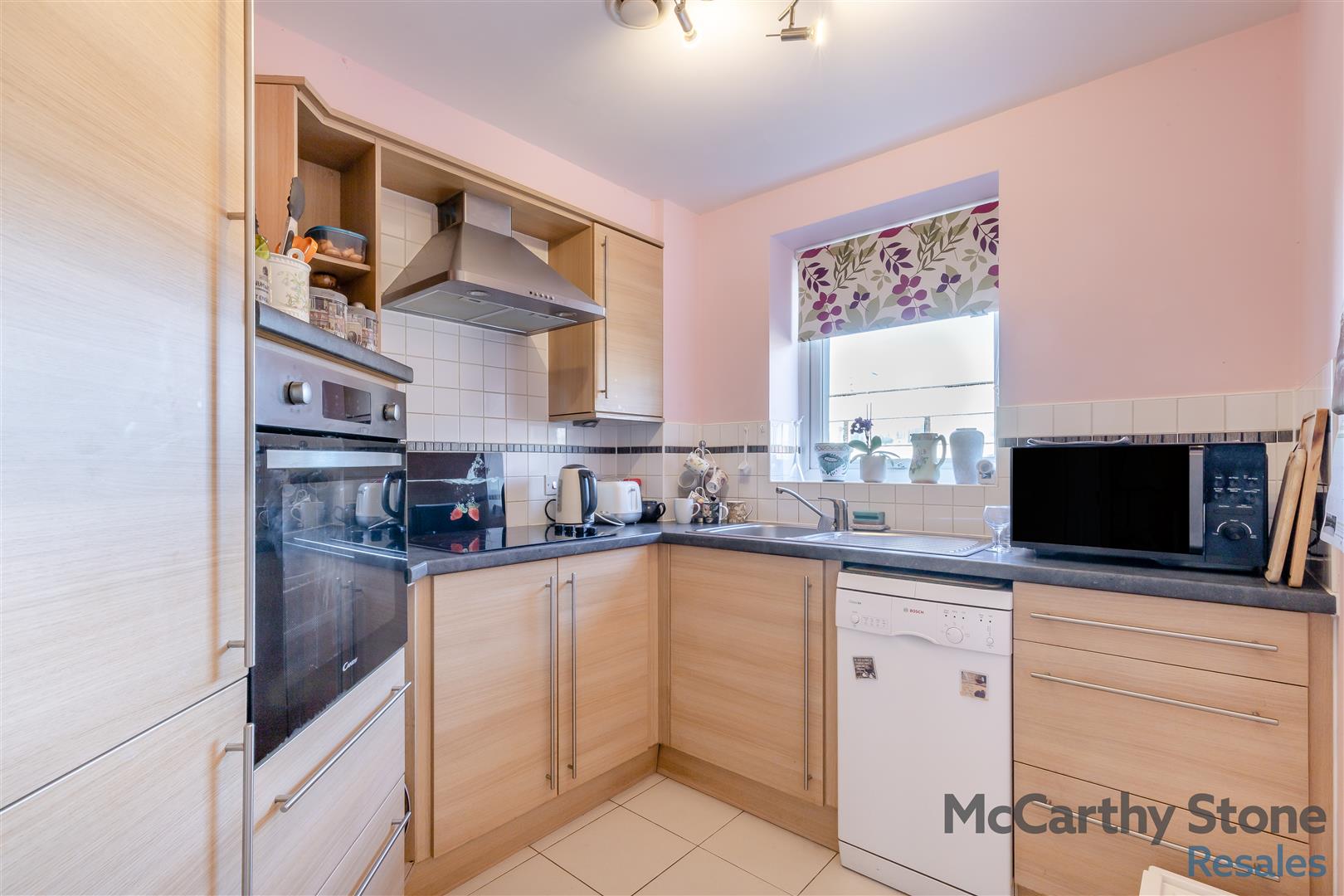 Elliott Court, High Street North, Dunstable