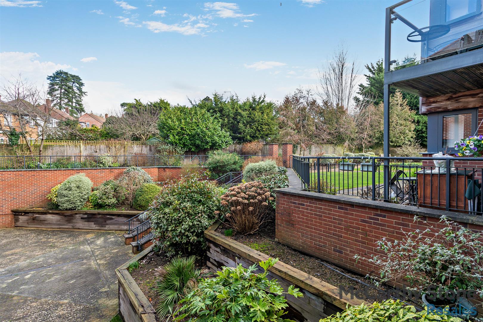 Mandeville Court, Darkes Lane, Potters Bar, Hertfordshire, EN6 1BZ