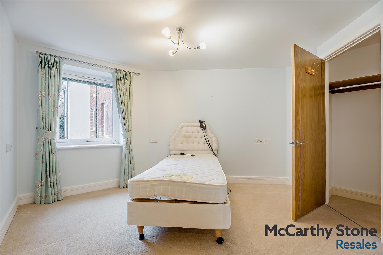 Victory Court, Beaconsfield Road, Waterlooville, PO7 7FB