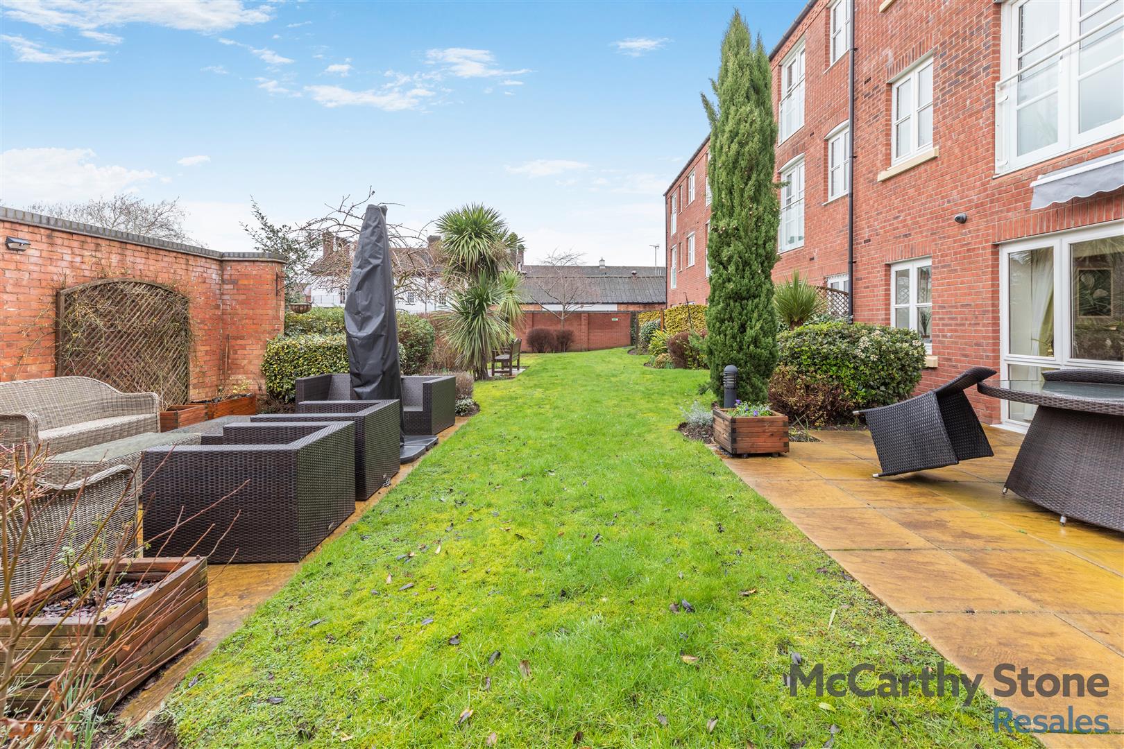 18 St Clements Court, South Street, Atherstone