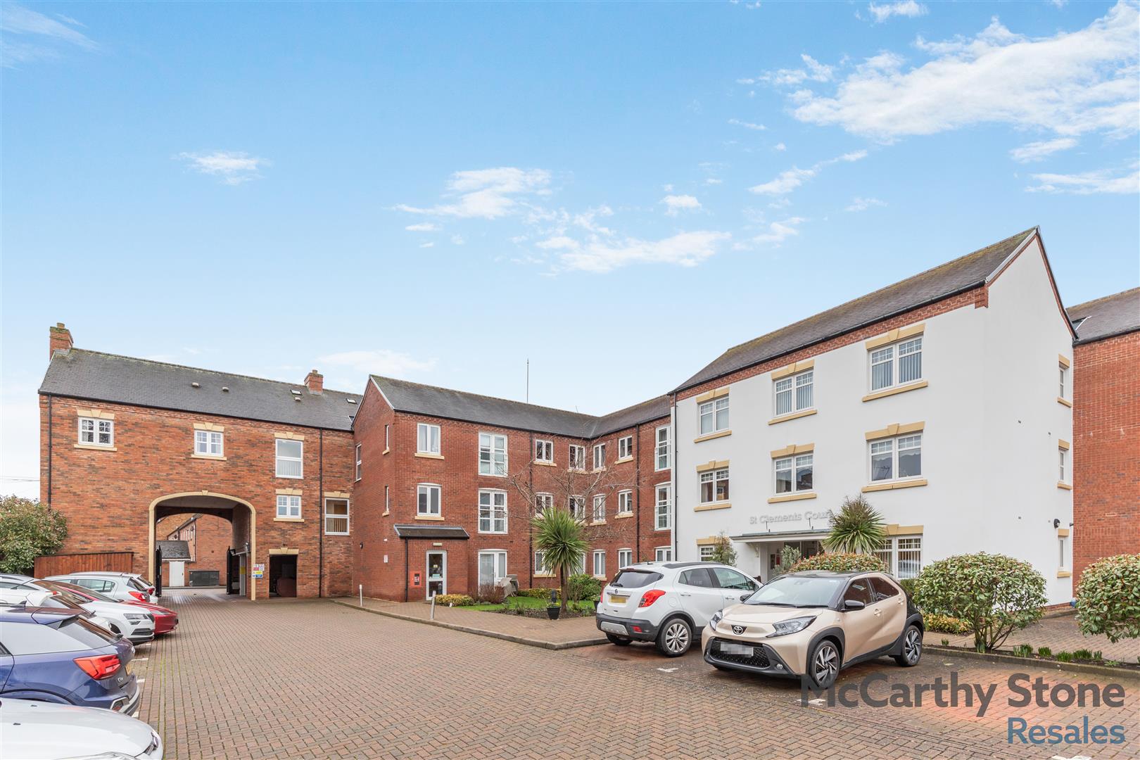 18 St Clements Court, South Street, Atherstone