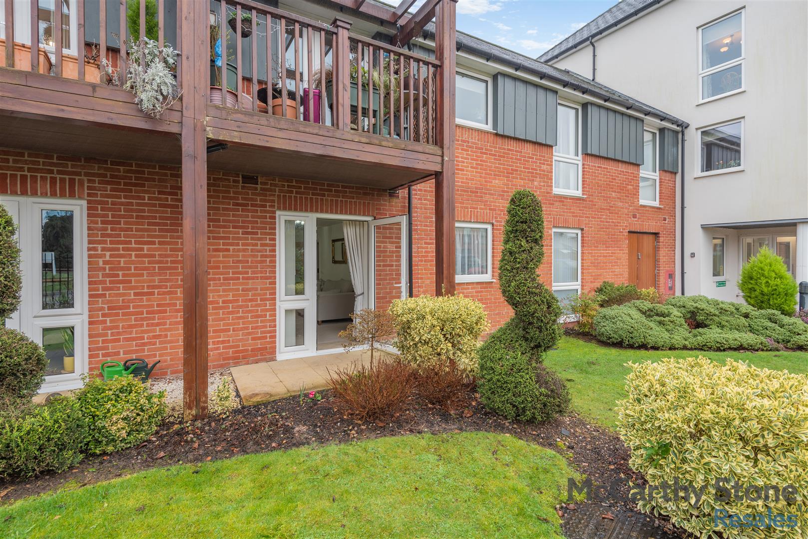 Jackson Place, Fields Park Drive, Alcester, Warwickshire, B49 6GR