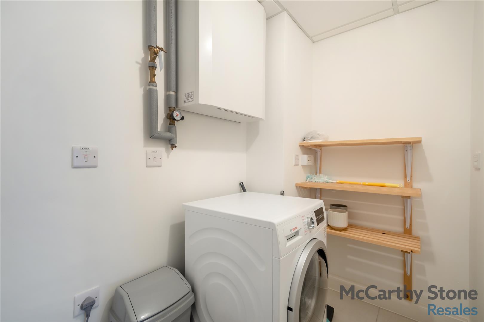 Great North Road, Hatfield