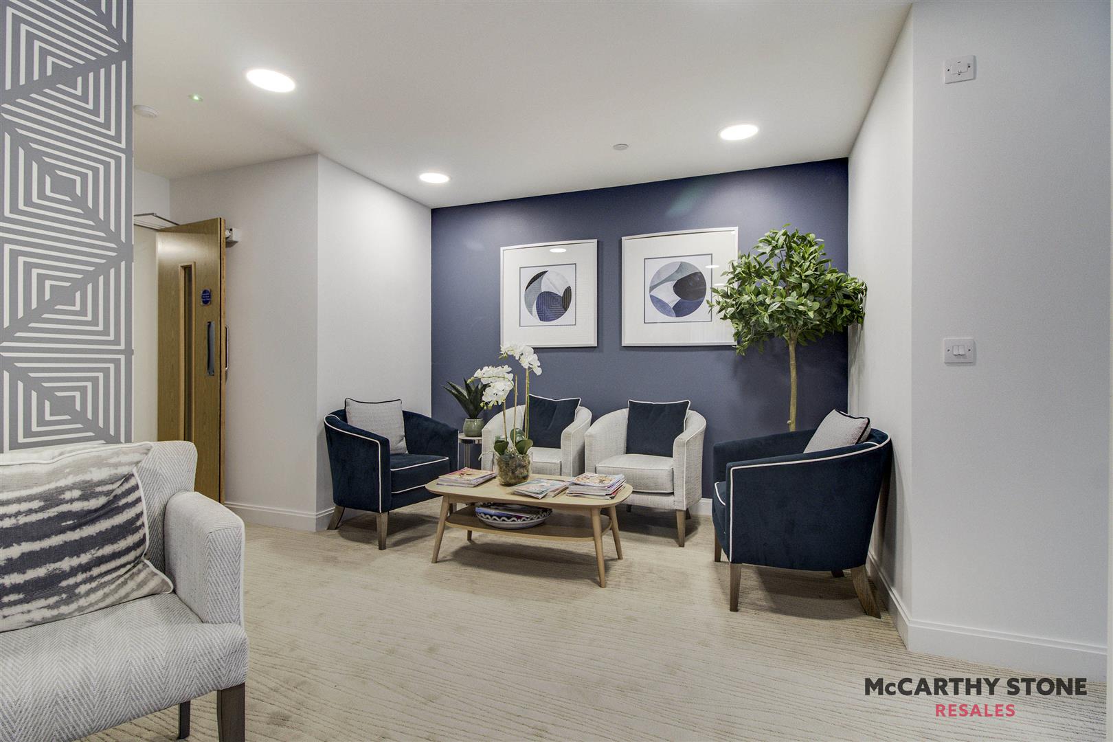 Great North Road, Hatfield