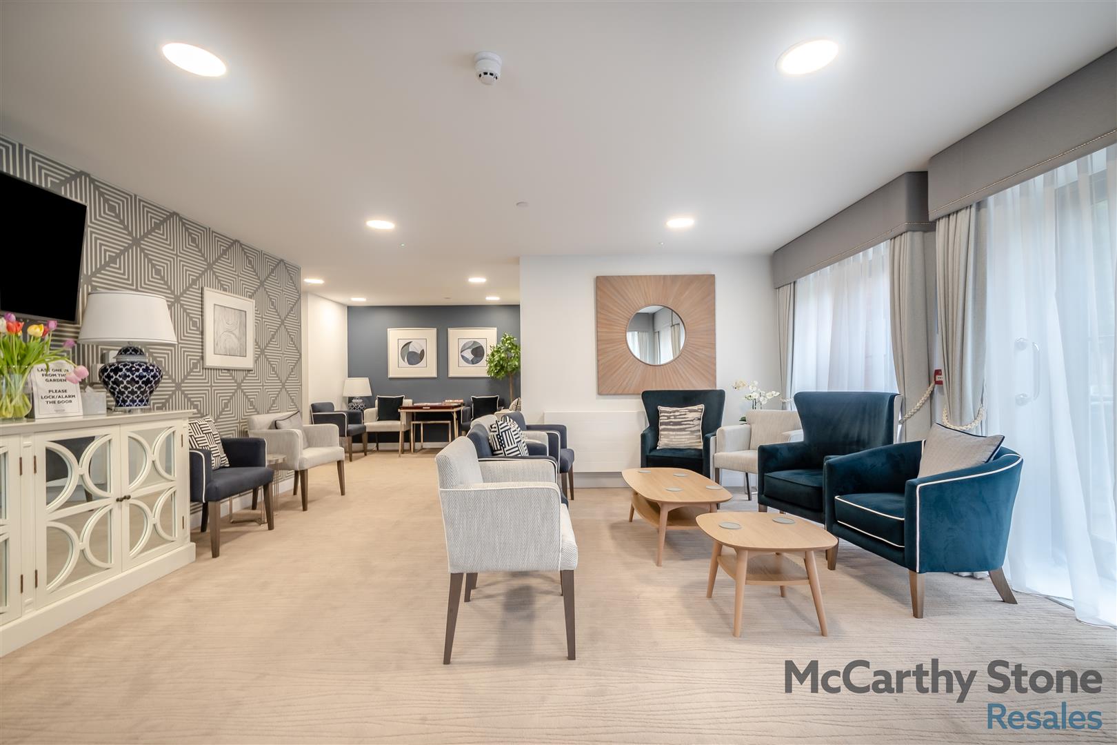 Great North Road, Hatfield