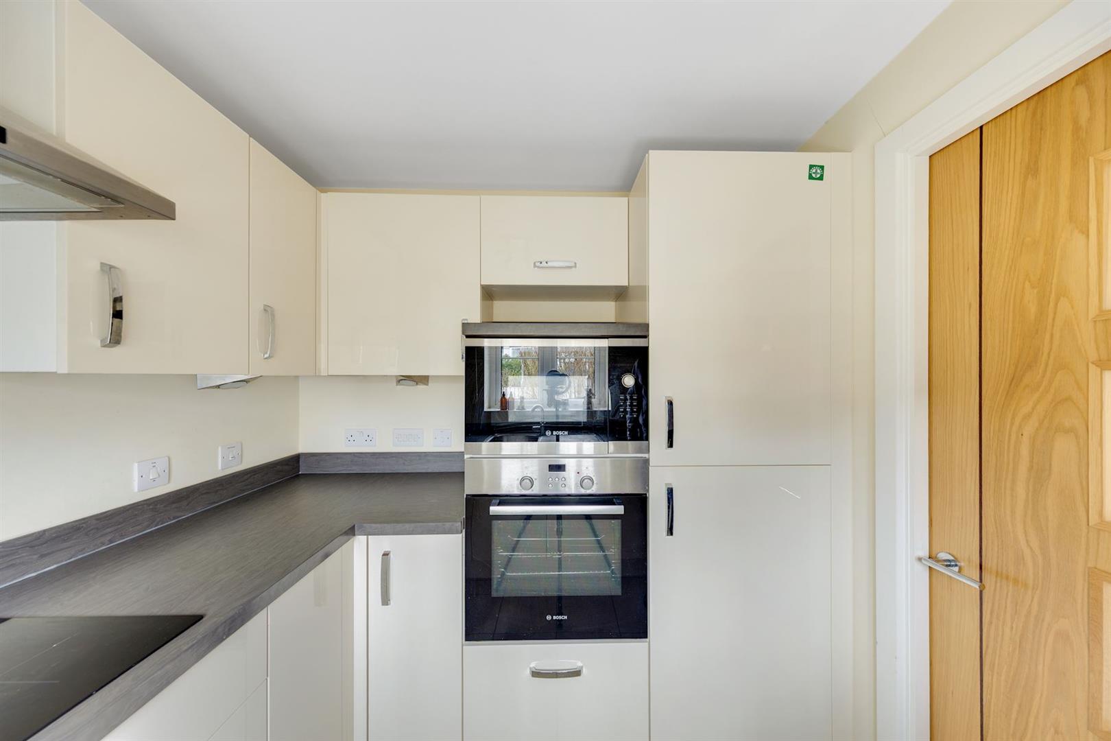 Queens Gate, Wellington Road, Wokingham, RG40 2DS