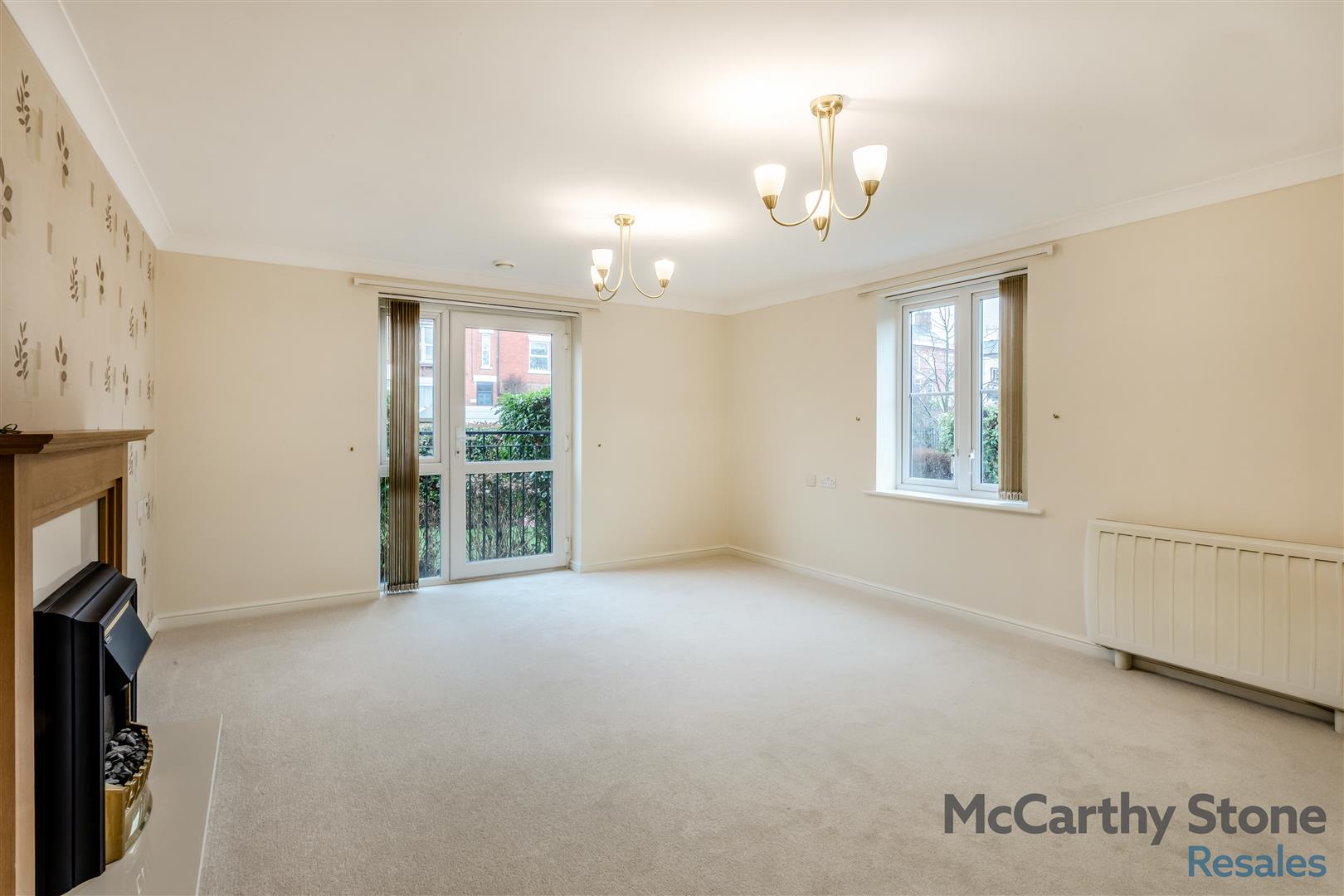 High Street South, Rushden, Northamptonshire, NN10 0FR