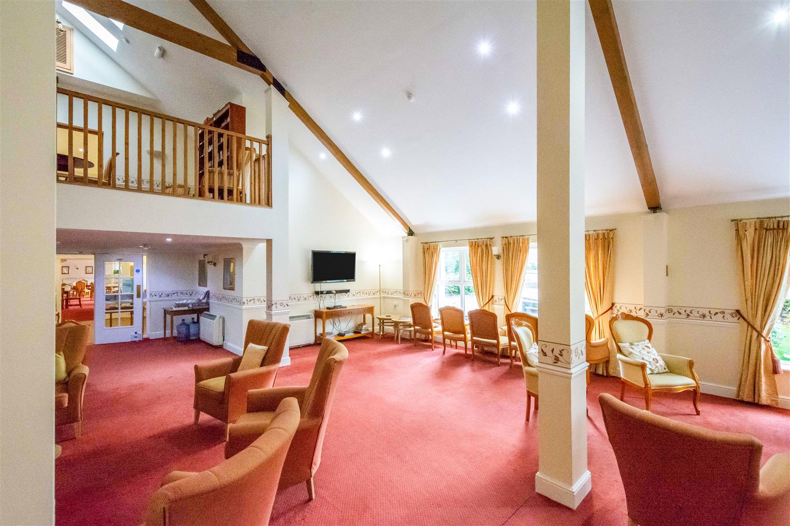 High Street South, Rushden, Northamptonshire, NN10 0FR