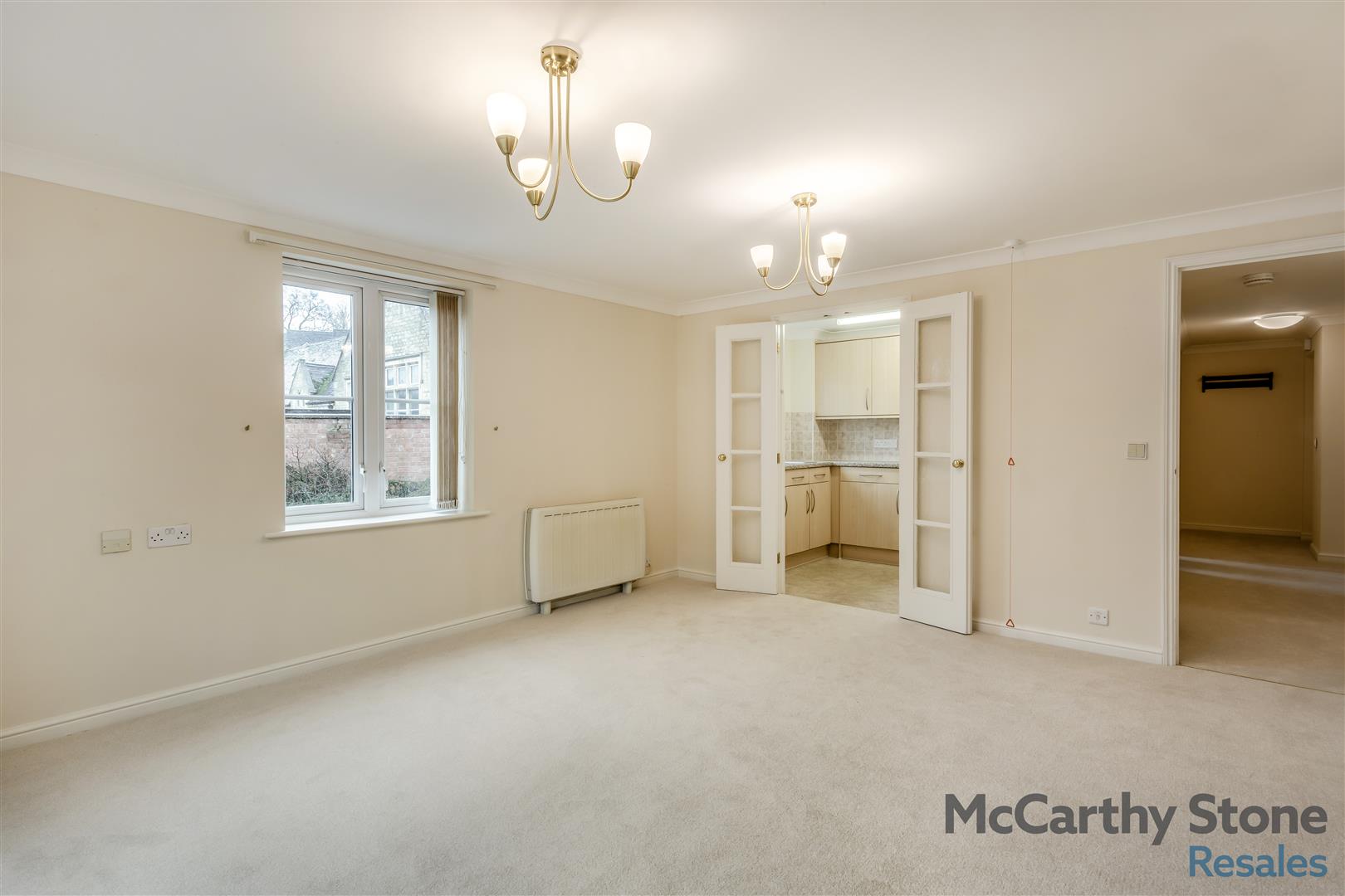 High Street South, Rushden, Northamptonshire, NN10 0FR