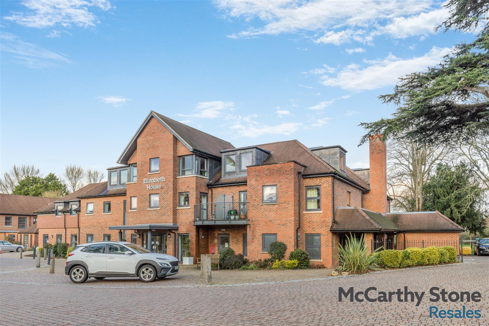 Elizabeth House, St. Giles Mews, Stony Stratford, Milton Keynes, MK11 1HT