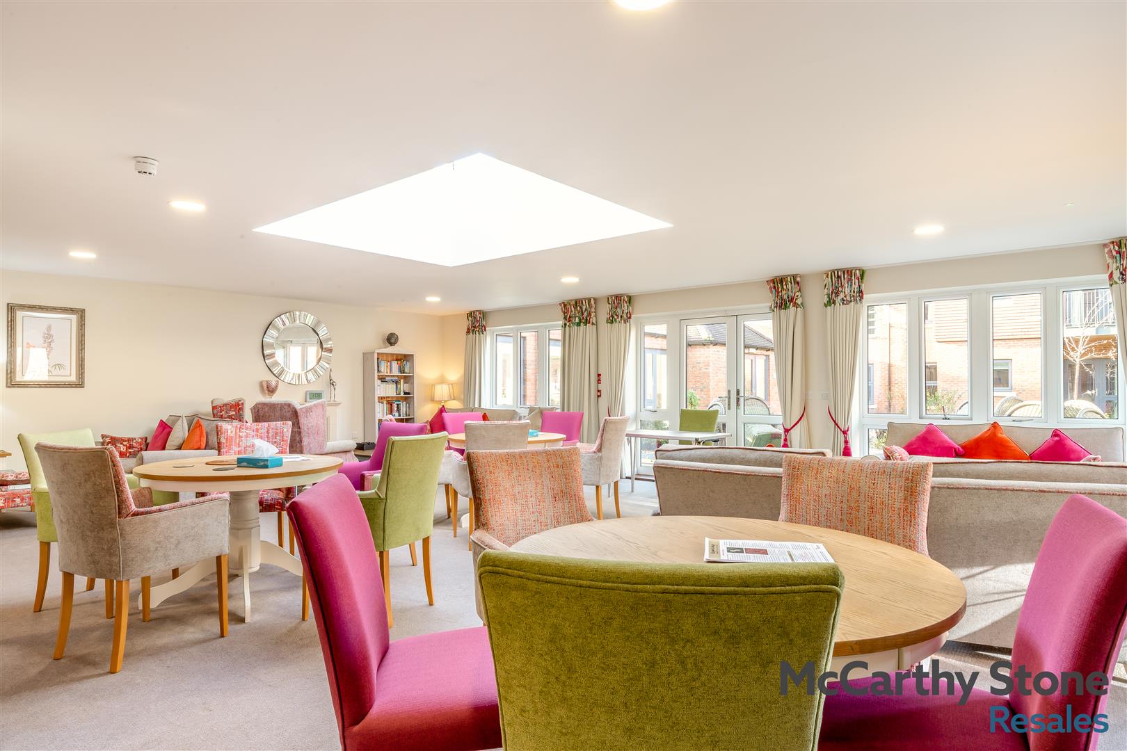 Elizabeth House, St. Giles Mews, Stony Stratford, Milton Keynes, MK11 1HT