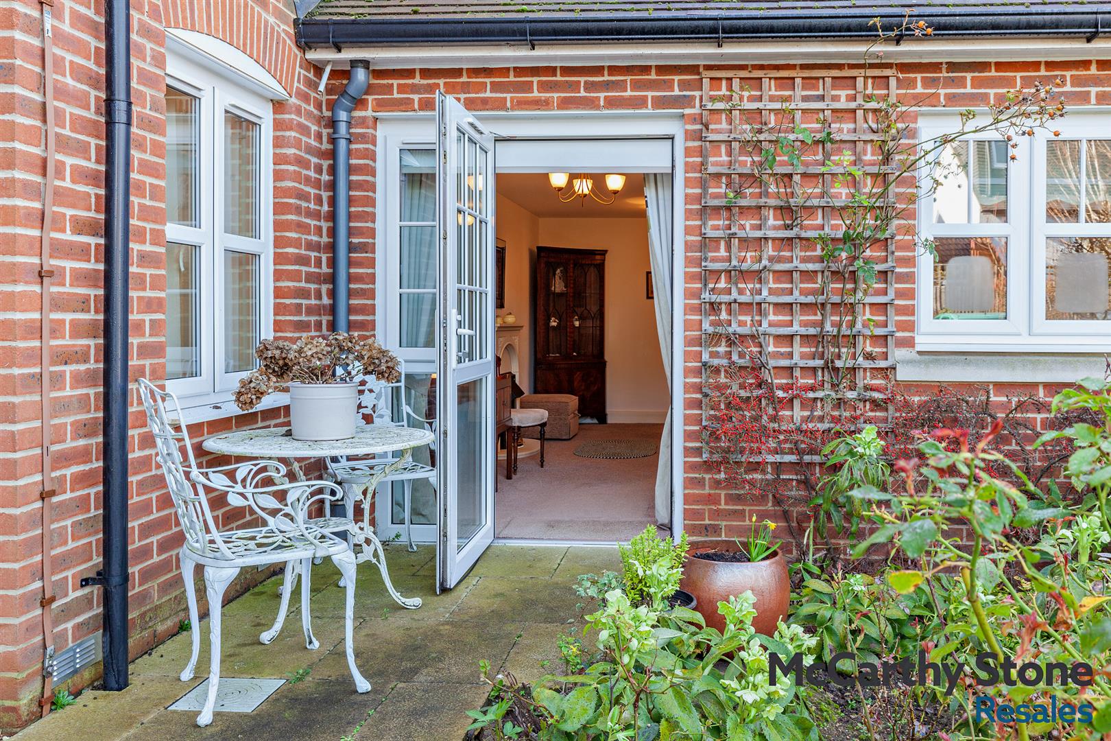 Stewart Court, High Street, Epping, CM16 4FJ