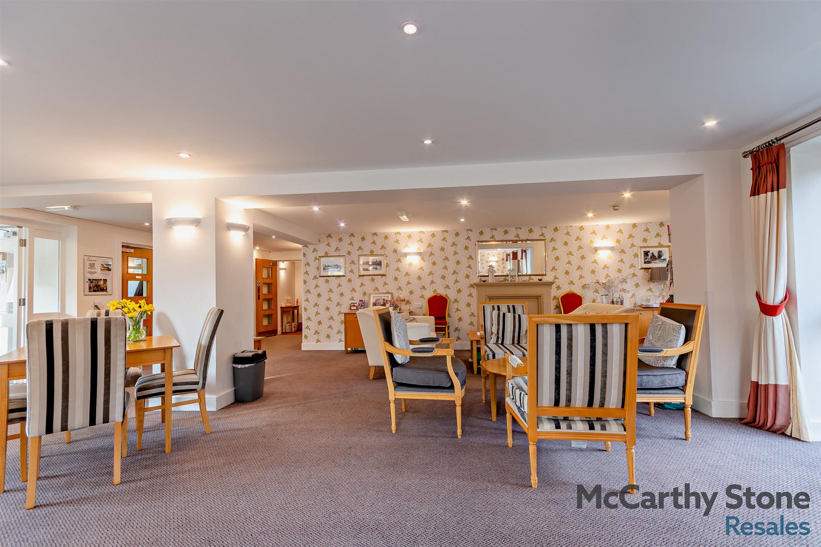 Abbotsmead Place, Caversham