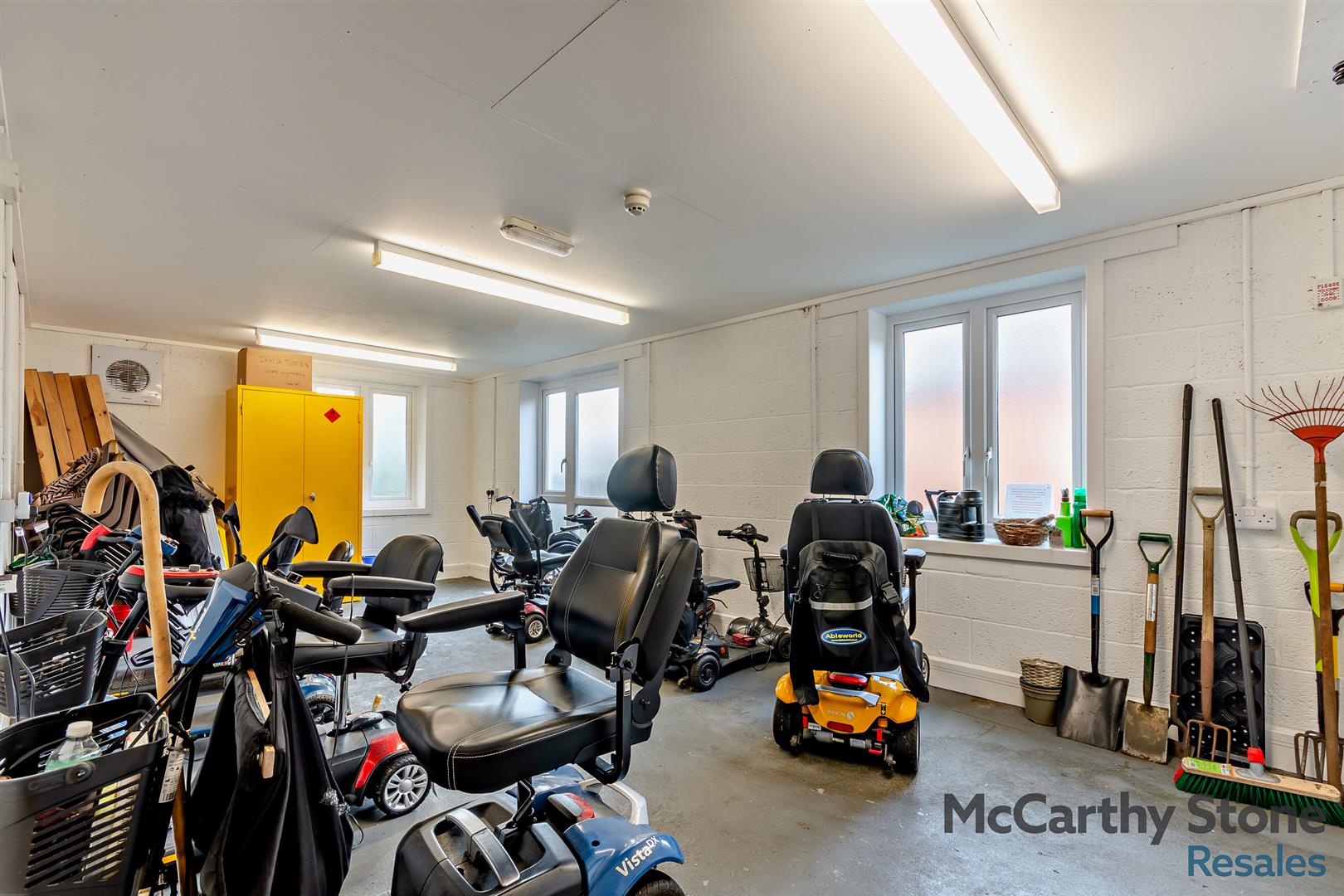 Abbotsmead Place, Caversham