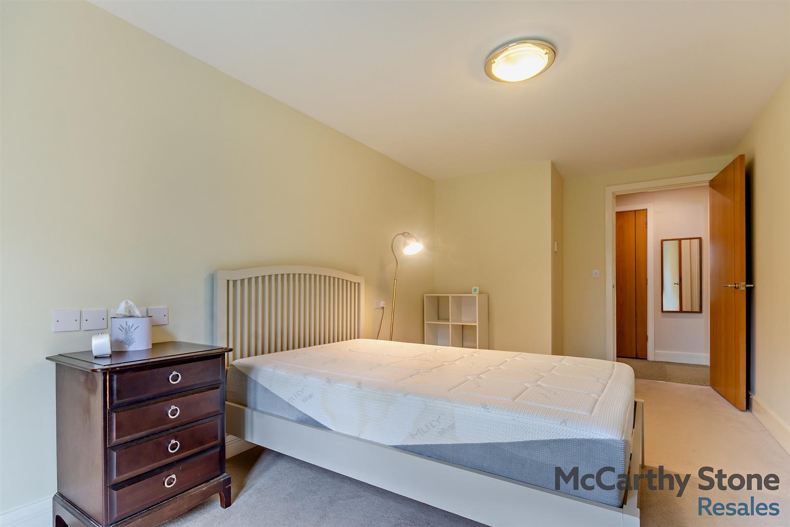 Abbotsmead Place, Caversham