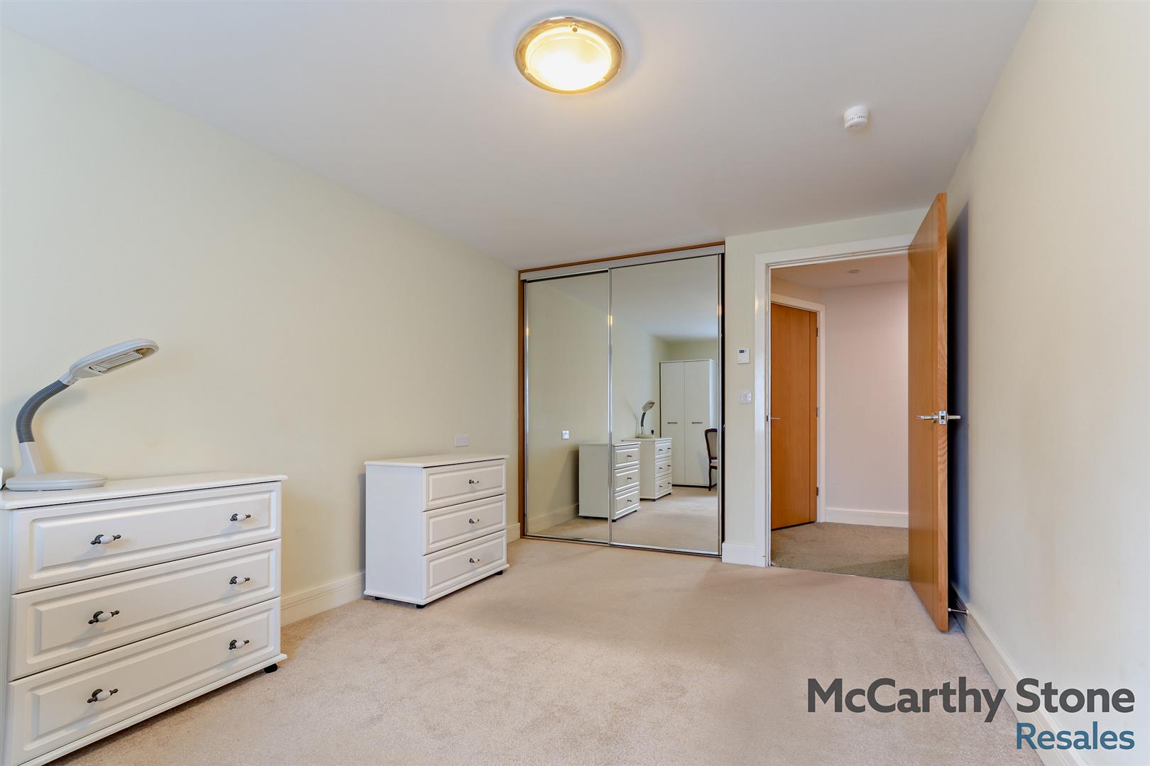 Abbotsmead Place, Caversham