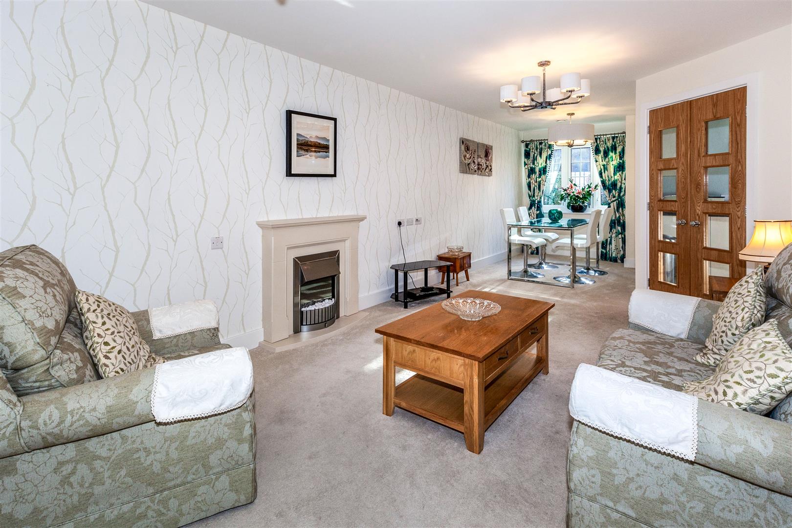 St. Lukes Road, Maidenhead, Berkshire. SL6 7AJ