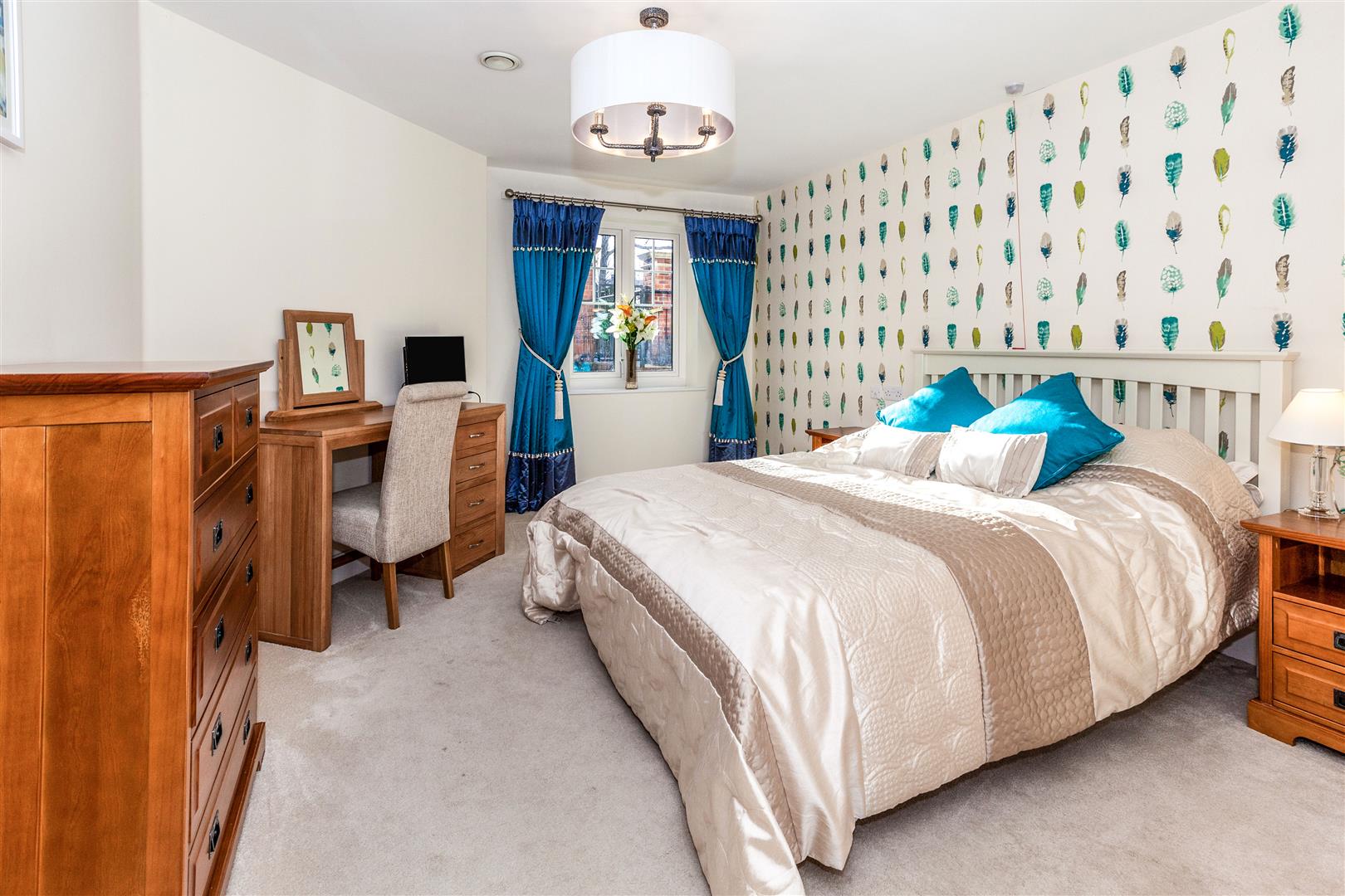 St. Lukes Road, Maidenhead, Berkshire. SL6 7AJ