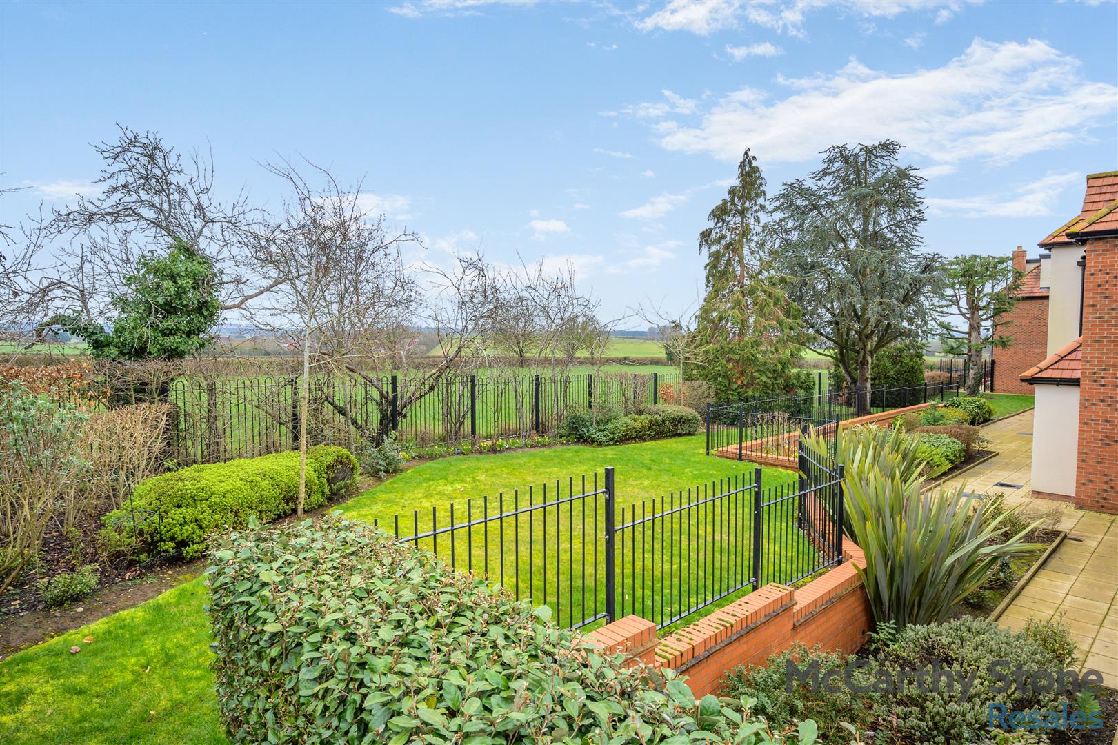 Orchard Gate, Banbury Road, Stratford-Upon-Avon, CV37 7HT