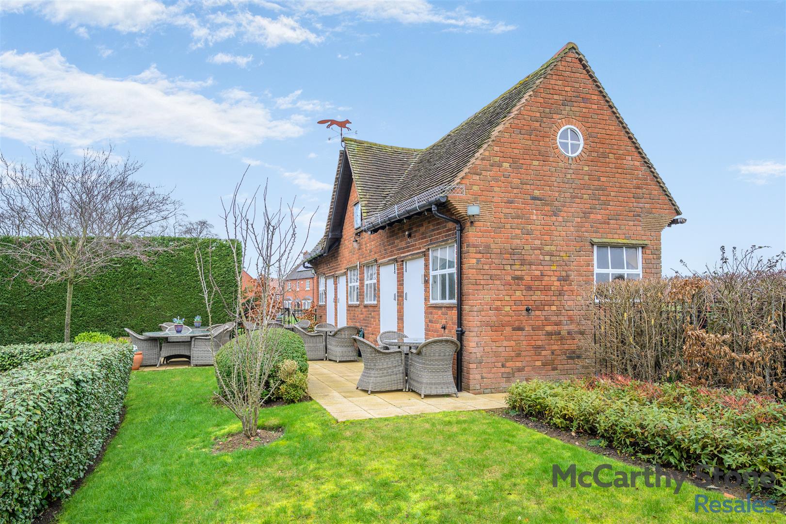 Orchard Gate, Banbury Road, Stratford-Upon-Avon, CV37 7HT